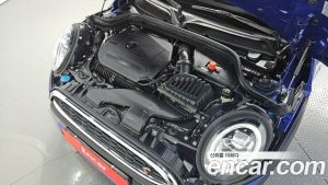 Mini Cooper Convertible DEFAULT 2020 года из Южной Кореи