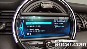 Mini Cooper Convertible DEFAULT 2020 года из Южной Кореи