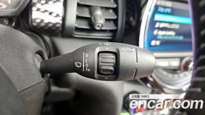 Mini Cooper Convertible DEFAULT 2020 года из Южной Кореи
