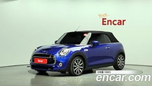 Mini Cooper Convertible DEFAULT 2020 года из Южной Кореи