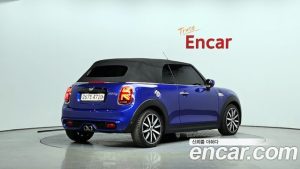 Mini Cooper Convertible DEFAULT 2020 года из Южной Кореи