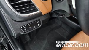 Kia Seltos Бензин 2.0 4WD 2024 года из Южной Кореи