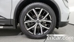 Renault-KoreaSamsung QM6 2.0 GDe RE Signature 2WD 2020 года из Южной Кореи