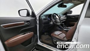 Renault-KoreaSamsung QM6 2.0 GDe RE Signature 2WD 2020 года из Южной Кореи
