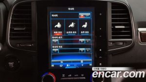 Renault-KoreaSamsung QM6 2.0 GDe RE Signature 2WD 2020 года из Южной Кореи