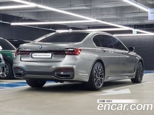 BMW 7-Series 740Li xDrive M Sport 2021 года из Южной Кореи