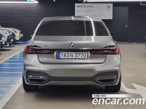 BMW 7-Series 740Li xDrive M Sport 2021 года из Южной Кореи