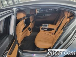 BMW 7-Series 740Li xDrive M Sport 2021 года из Южной Кореи