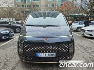 Hyundai Staria 4WD Lounge 7-Seater 2024 года из Южной Кореи