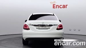 Mercedes-Benz C-Class C200 2020 года из Южной Кореи