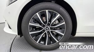 Mercedes-Benz C-Class C200 2020 года из Южной Кореи