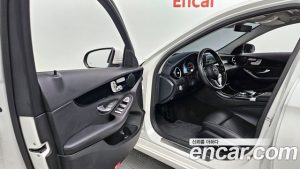Mercedes-Benz C-Class C200 2020 года из Южной Кореи