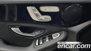 Mercedes-Benz C-Class C200 2020 года из Южной Кореи