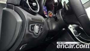 Mercedes-Benz C-Class C200 2020 года из Южной Кореи