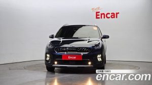 Kia Niro 1.6 HEV 2020 года из Южной Кореи