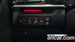 Kia Niro 1.6 HEV 2020 года из Южной Кореи