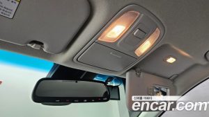 Kia Niro 1.6 HEV 2020 года из Южной Кореи