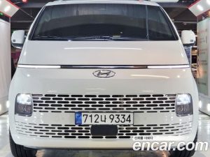 Hyundai Staria 4WD Tourer 11-Seater 2023 года из Южной Кореи
