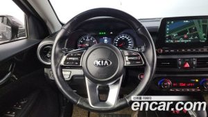 Kia K3 Signature 2021 года из Южной Кореи