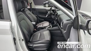 Hyundai Venue 1.6 Modern 2020 года из Южной Кореи