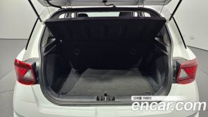 Hyundai Venue 1.6 Modern 2020 года из Южной Кореи