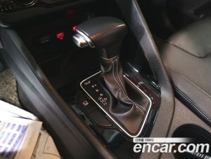 Kia Niro 1.6 HEV 2020 года из Южной Кореи