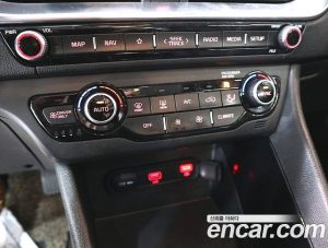 Kia Niro 1.6 HEV 2020 года из Южной Кореи