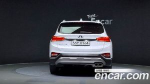 Hyundai Santafe Дизель 2.2 2WD 2020 года из Южной Кореи