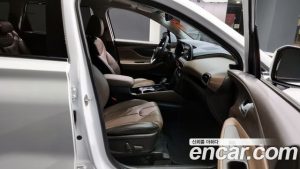 Hyundai Santafe Дизель 2.2 2WD 2020 года из Южной Кореи