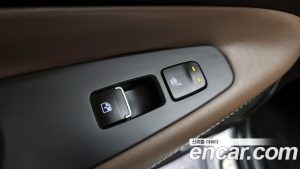 Hyundai Santafe Дизель 2.2 2WD 2020 года из Южной Кореи