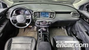 Kia Sorento Дизель 2.0 2WD 2020 года из Южной Кореи