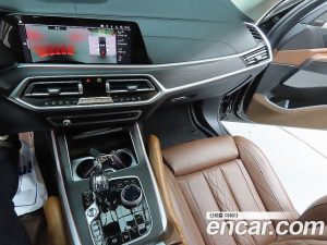 BMW X7 xDrive 30d Design Pure Excellence 7-Seater 2020 года из Южной Кореи