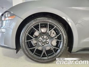 Ford Mustang Cabriolet 2021 года из Южной Кореи