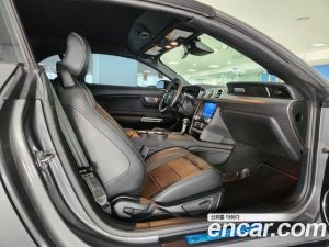 Ford Mustang Cabriolet 2021 года из Южной Кореи