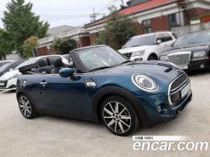 Mini Cooper Convertible SIDEWALK 2020 года из Южной Кореи