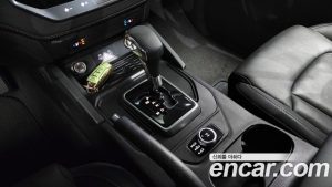 Ssangyong Rexton Дизель 2.2 4WD 2024 года из Южной Кореи