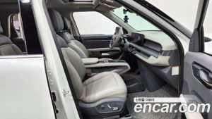 Kia EV9 Air 4WD 2024 года из Южной Кореи