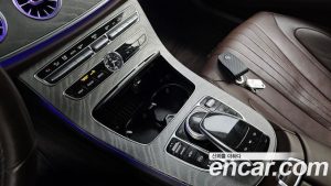 Mercedes-Benz CLS-Class CLS450 4MATIC AMG Line 2020 года из Южной Кореи