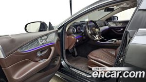 Mercedes-Benz CLS-Class CLS450 4MATIC AMG Line 2020 года из Южной Кореи