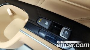 Kia Sorento HEV 1.6 4WD 2021 года из Южной Кореи