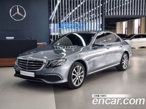 Mercedes-Benz E-Class E300 4MATIC Exclusive 2020 года из Южной Кореи