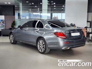 Mercedes-Benz E-Class E300 4MATIC Exclusive 2020 года из Южной Кореи