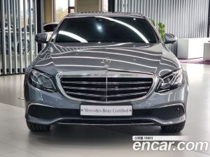 Mercedes-Benz E-Class E300 4MATIC Exclusive 2020 года из Южной Кореи