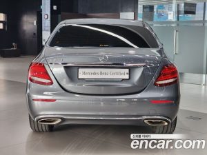 Mercedes-Benz E-Class E300 4MATIC Exclusive 2020 года из Южной Кореи