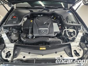 Mercedes-Benz E-Class E300 4MATIC Exclusive 2020 года из Южной Кореи