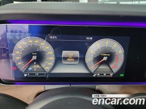 Mercedes-Benz E-Class E300 4MATIC Exclusive 2020 года из Южной Кореи