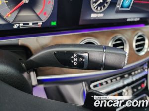 Mercedes-Benz E-Class E300 4MATIC Exclusive 2020 года из Южной Кореи