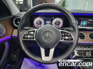 Mercedes-Benz E-Class E300 4MATIC Exclusive 2020 года из Южной Кореи