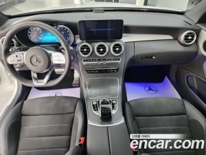 Mercedes-Benz C-Class C200 Coupe 2023 года из Южной Кореи