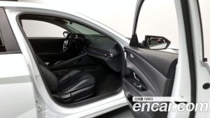 Hyundai AVANTE 1.6 2021 года из Южной Кореи